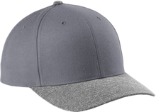 Load image into Gallery viewer, {"position": "front right", "transparent": true, "color": "black/grey heather"}
